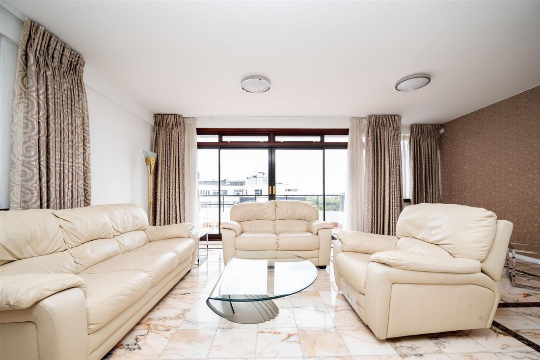 Apartment in St John's Wood, Westminster, England 2 - 17880883