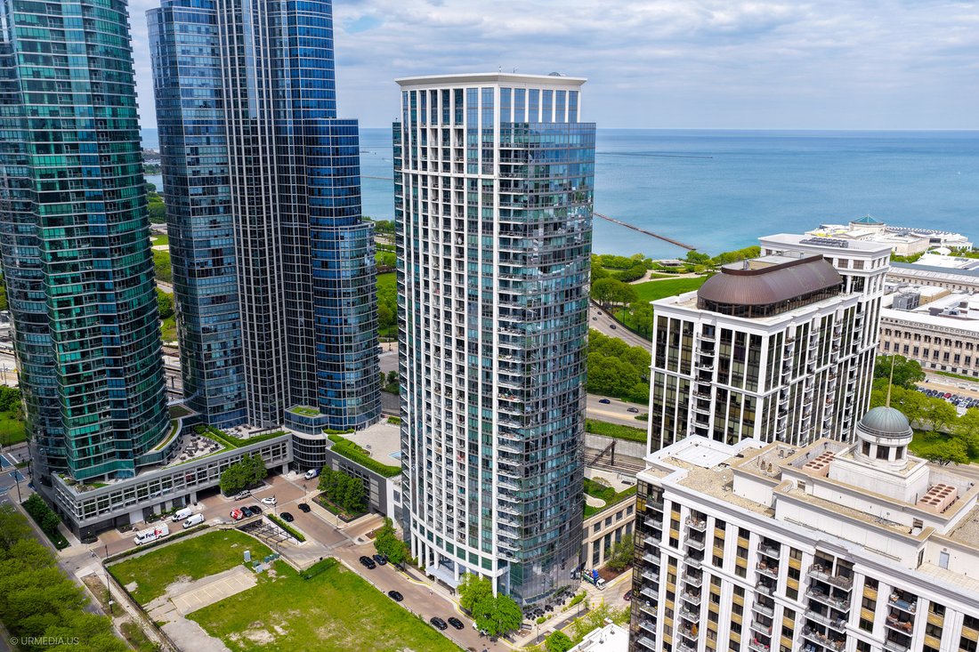 Condo in Chicago, Illinois, United States 1 - 17879110