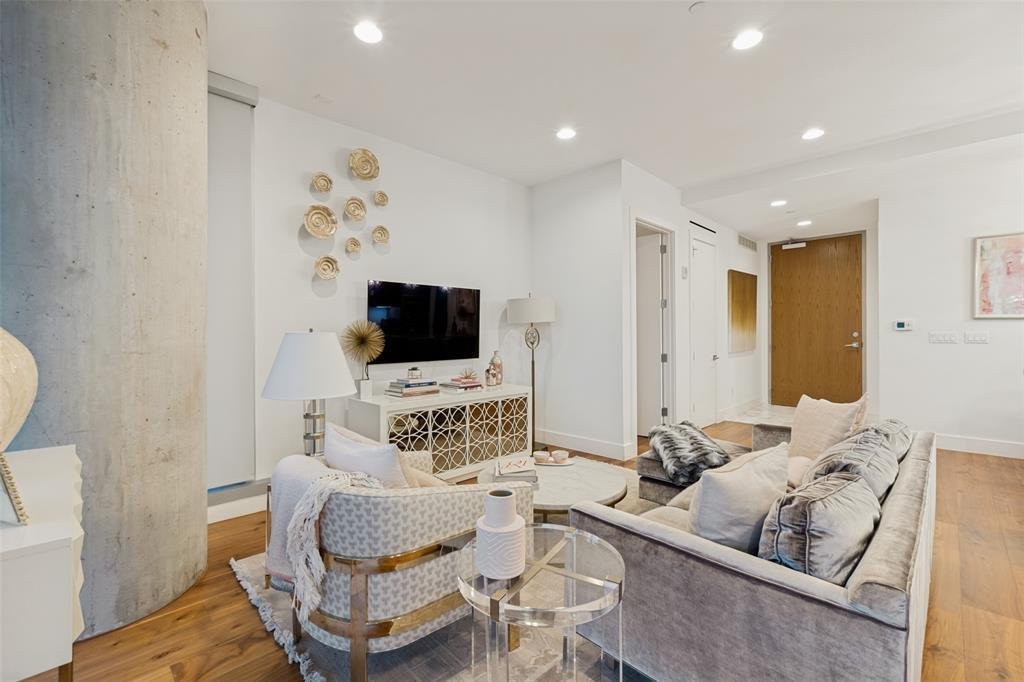 Condo in Dallas, Texas, United States 3 - 17876568