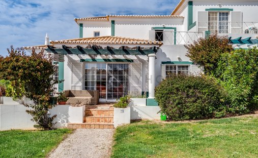House in Lagoa e Carvoeiro, Algarve, Portugal 1