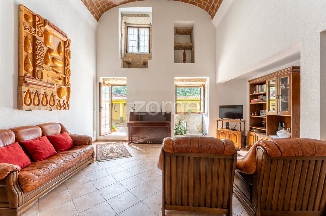 Finca in Eiras e Sao Paulo de Frades, Distrikt Coimbra, Portugal 1 - 17877522