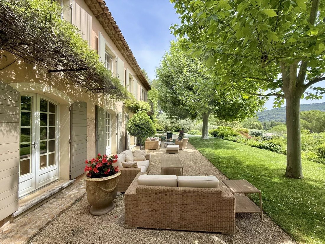 Estate in Le Tholonet, Provence-Alpes-Côte d'Azur, France 3 - 17881502