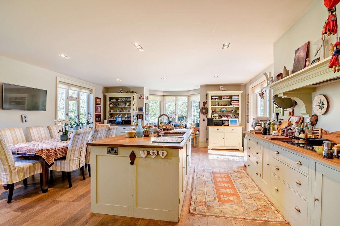 House in Shipley, England 3 - 17876947