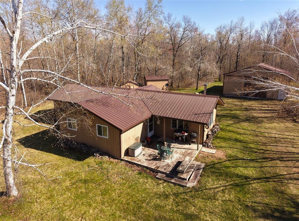 House in Danbury, Wisconsin, United States 2 - 17875251