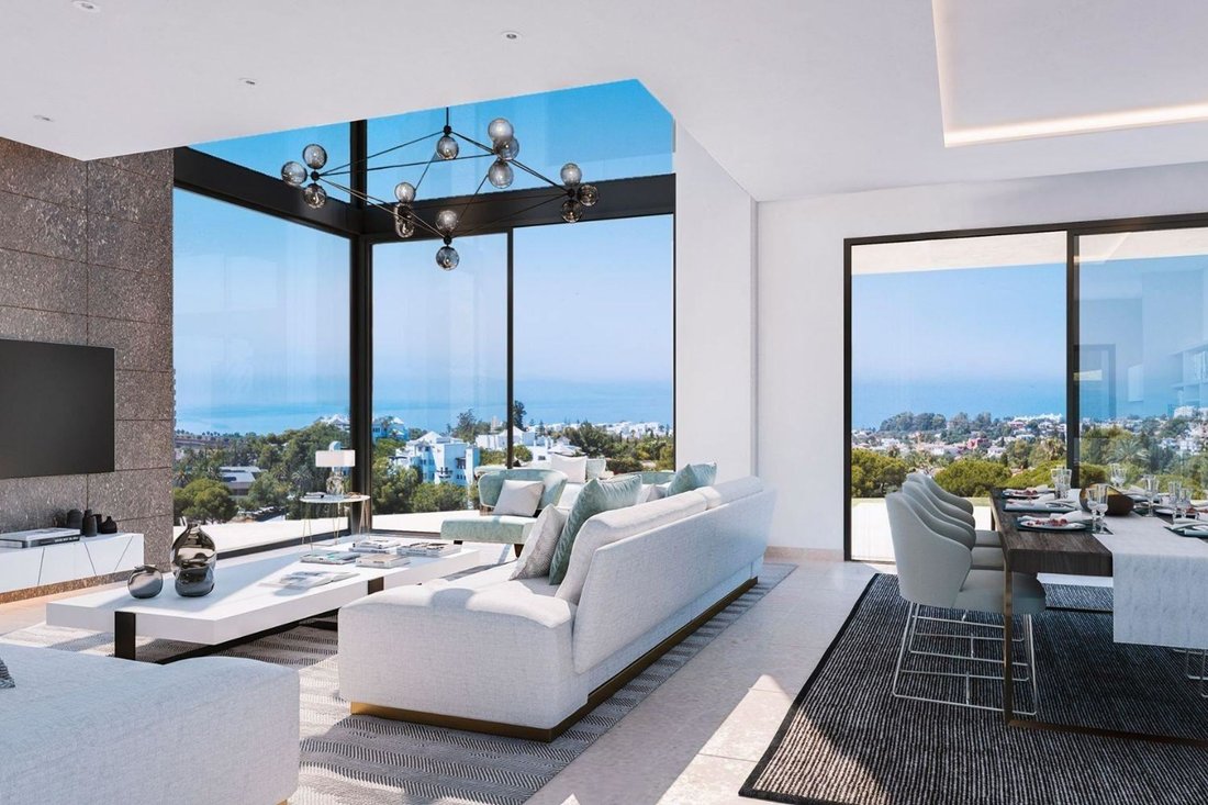 Townhouse in Rio Real, Marbella, Andalusia 2 - 17873768