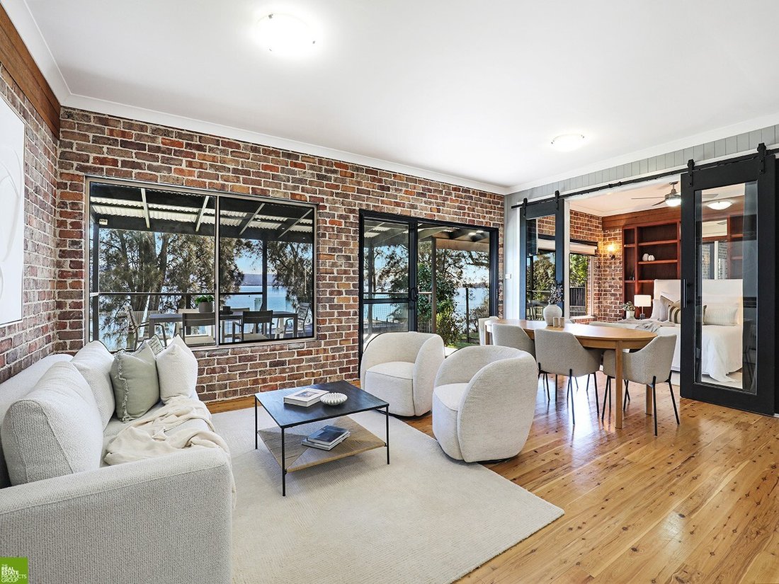 House in Oak Flats, New South Wales, Australia 2 - 17880068