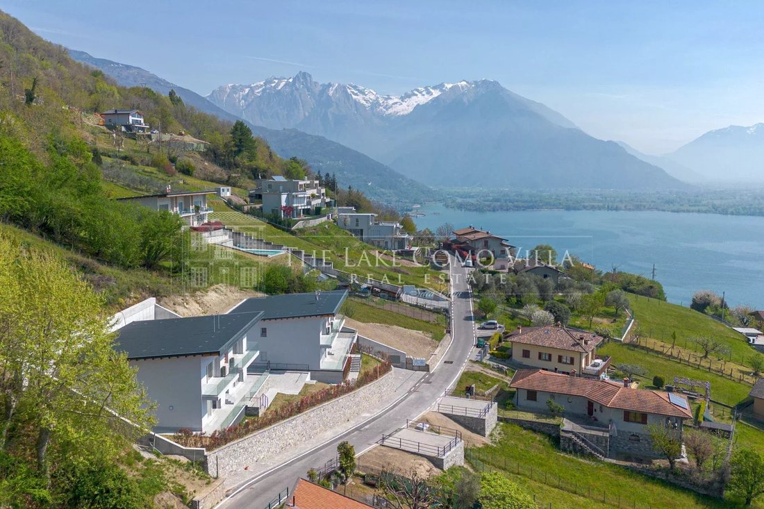 Wohnung in Vercana, Lombardei, Italien 1 - 17668332
