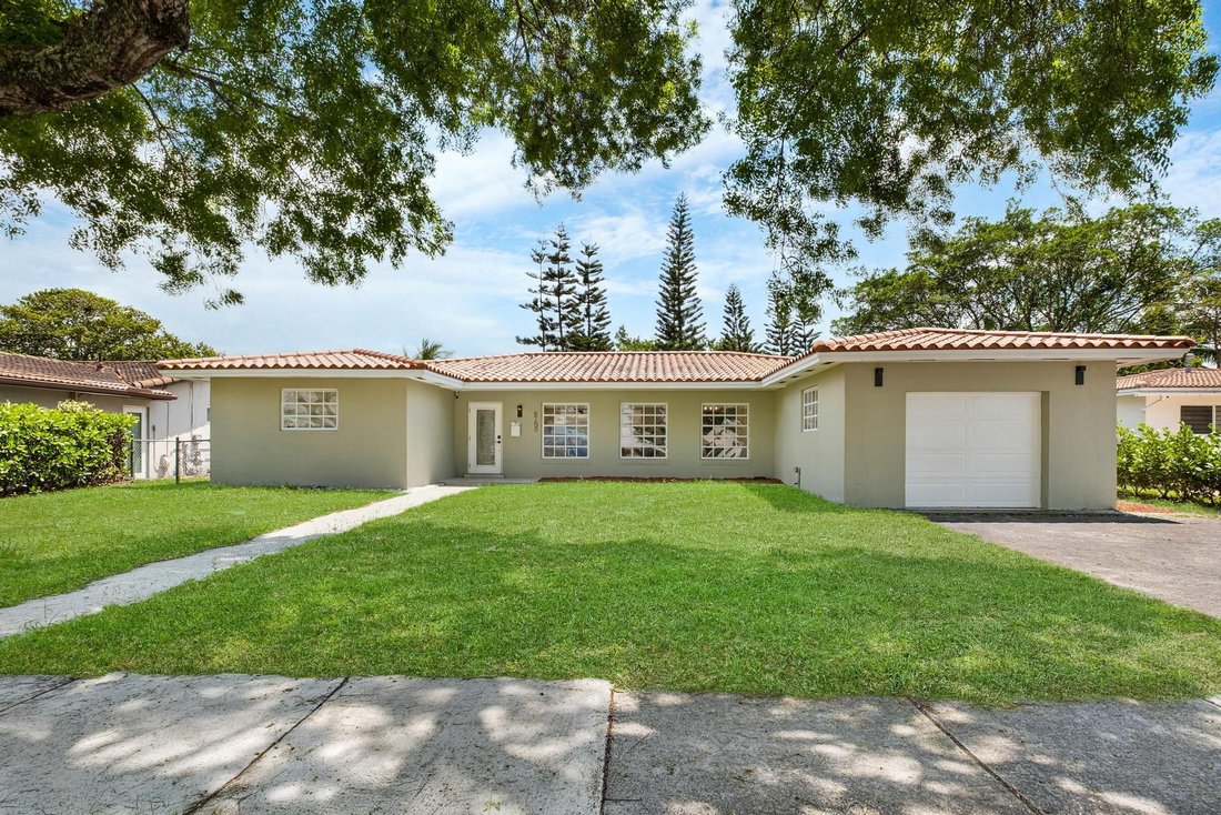 House in Miami Lakes, Florida, United States 1 - 17874383