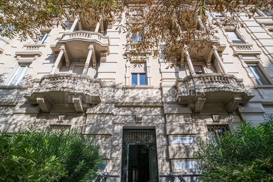 Apartment in Western Lake Center, Como, Lombardy 4 - 16409177