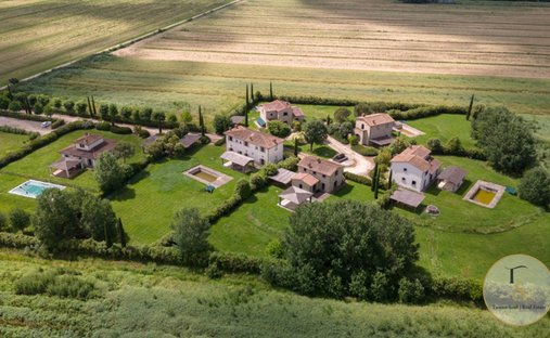 Villa in Center, Arezzo, Tuscany 1