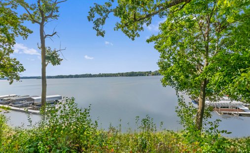 House in Hartland, Wisconsin, United States 1