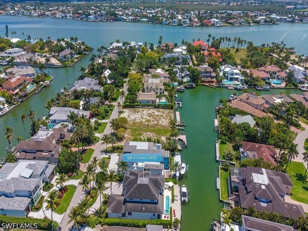 Casa en Naples, Florida, Estados Unidos 3 - 17872236
