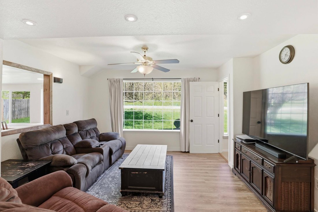 House in Clayton, Washington, United States 4 - 17871762