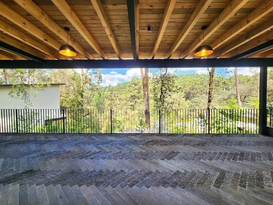 House in Rancho Avándaro Country Club, State of Mexico, Mexico 2 - 17873534