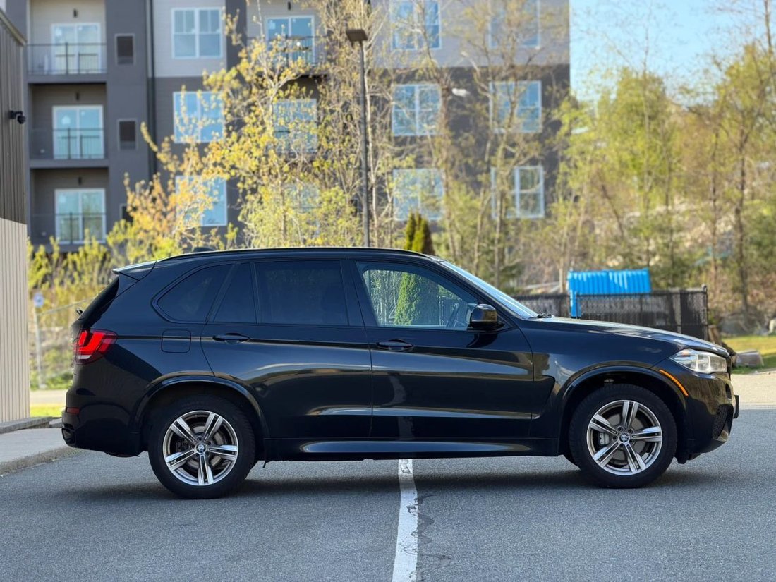 Suv in Stoughton, MA, United States 5 - 17330101