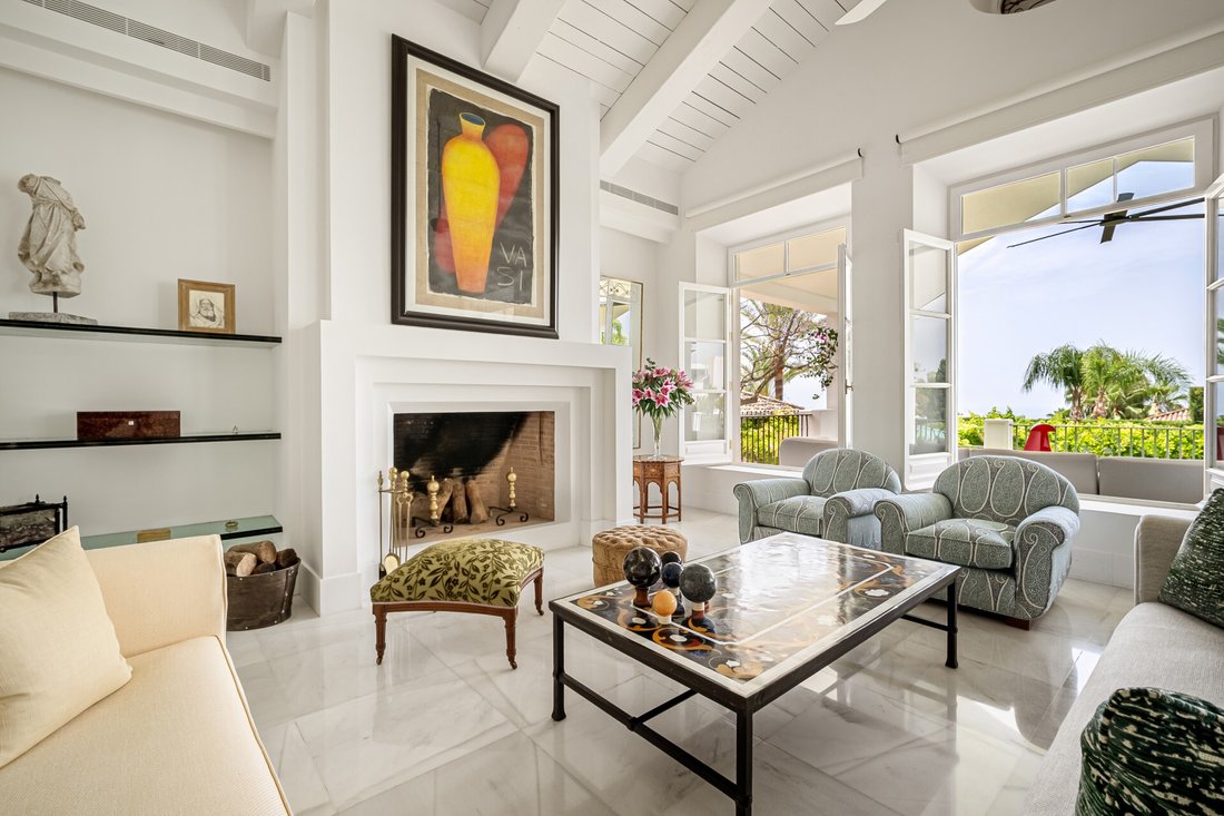 Villa in Sierra Blanca, Marbella, Spain 4 - 17884937
