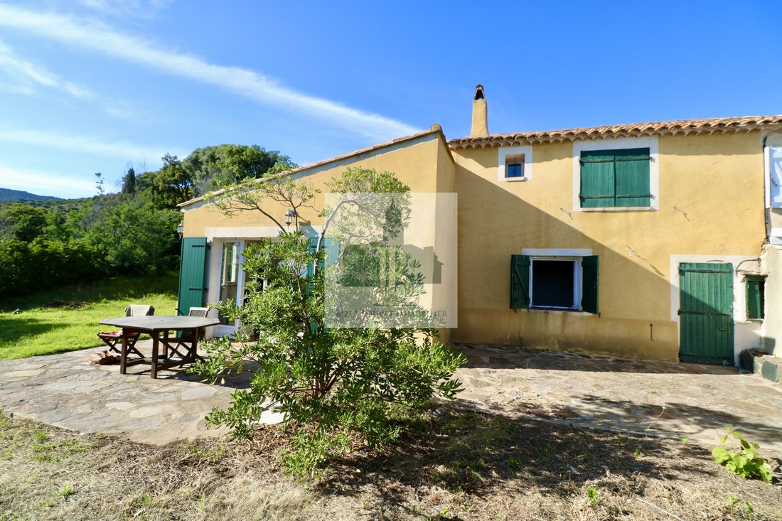 Villa in Rayol-Canadel-sur-Mer, Provence-Alpes-Côte d'Azur, France 2 - 17873039