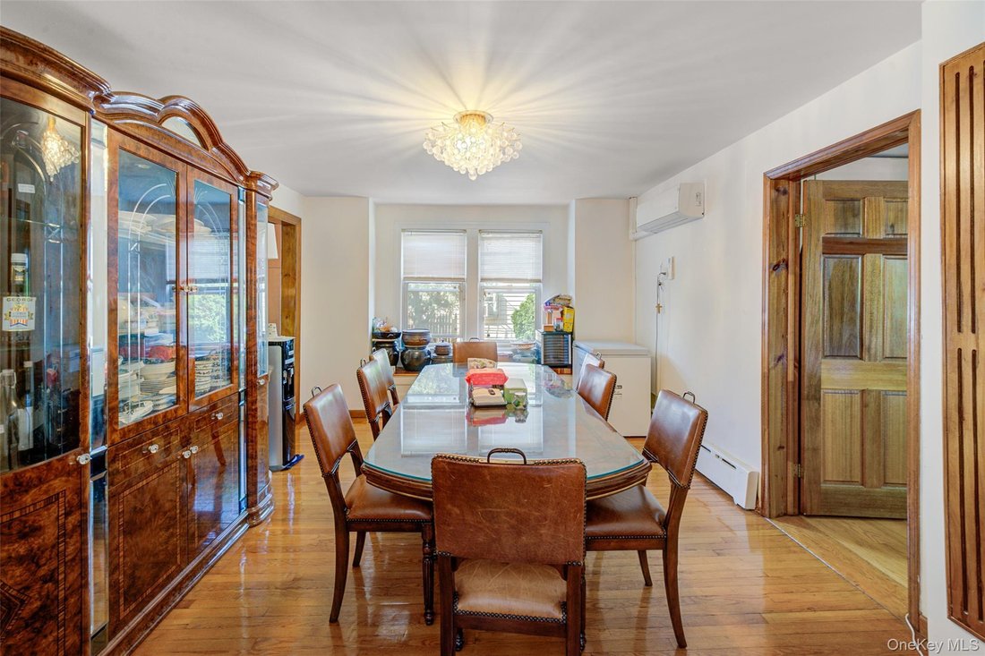 House in New York, New York, United States 5 - 17403045