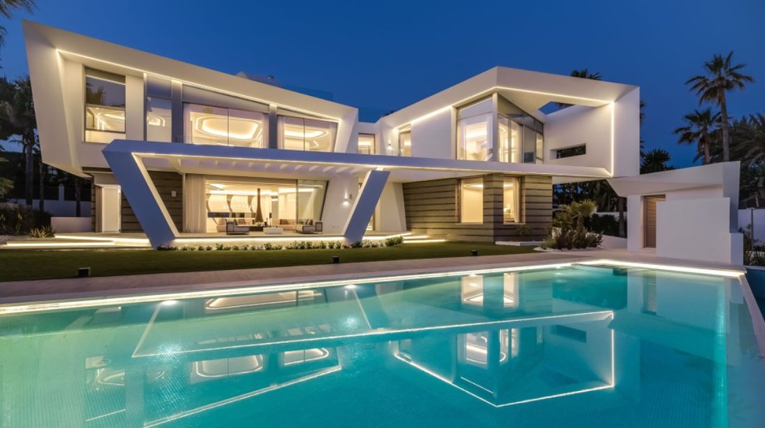 Villa in Marbella, Andalusia, Spain 1 - 17879499