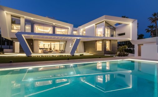 Villa in Marbella, Andalusia, Spain 1
