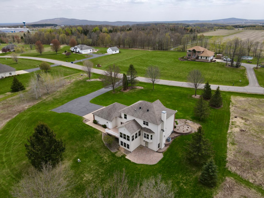 House in Rib Mountain, Wisconsin, United States 2 - 17497212