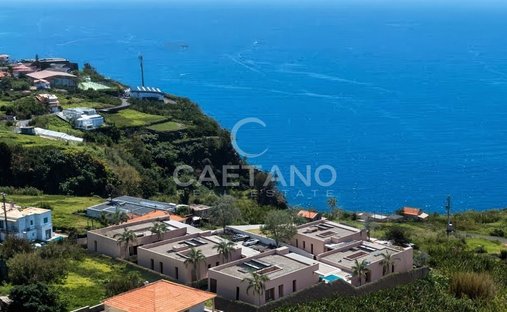 Villa in Estreito da Calheta, Madeira, Portugal 1