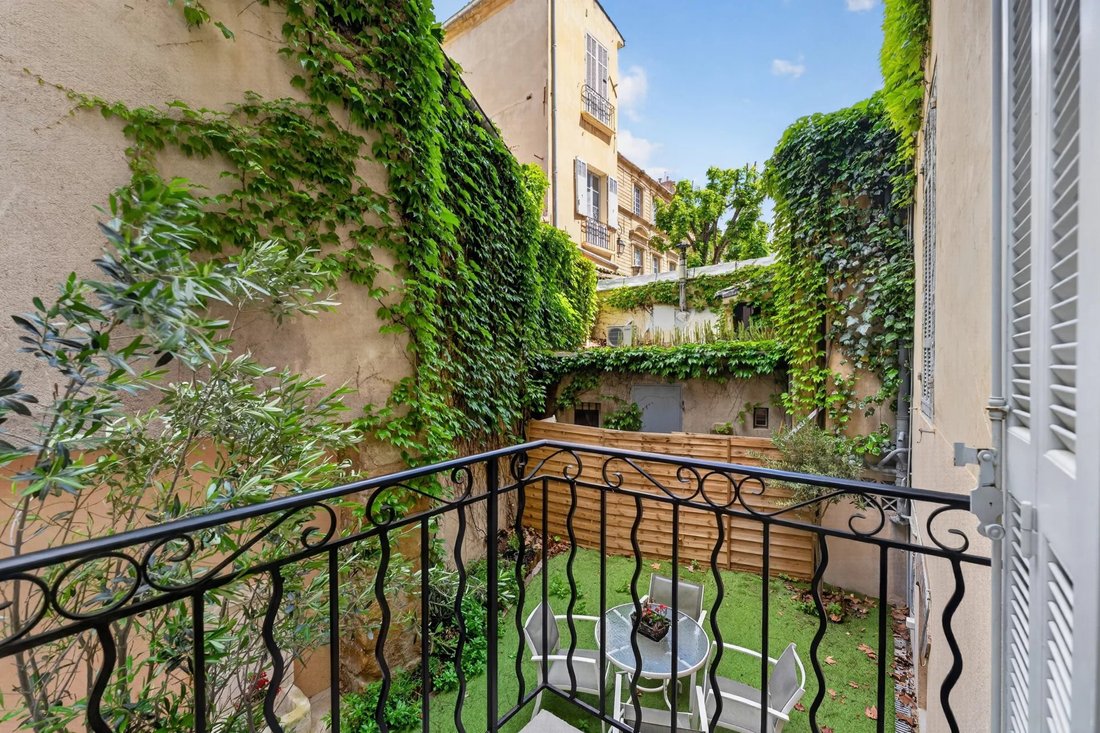 Apartment in Comtale-Cente-Cours Mirabeau, Aix-en-Provence, France 5 - 17103834
