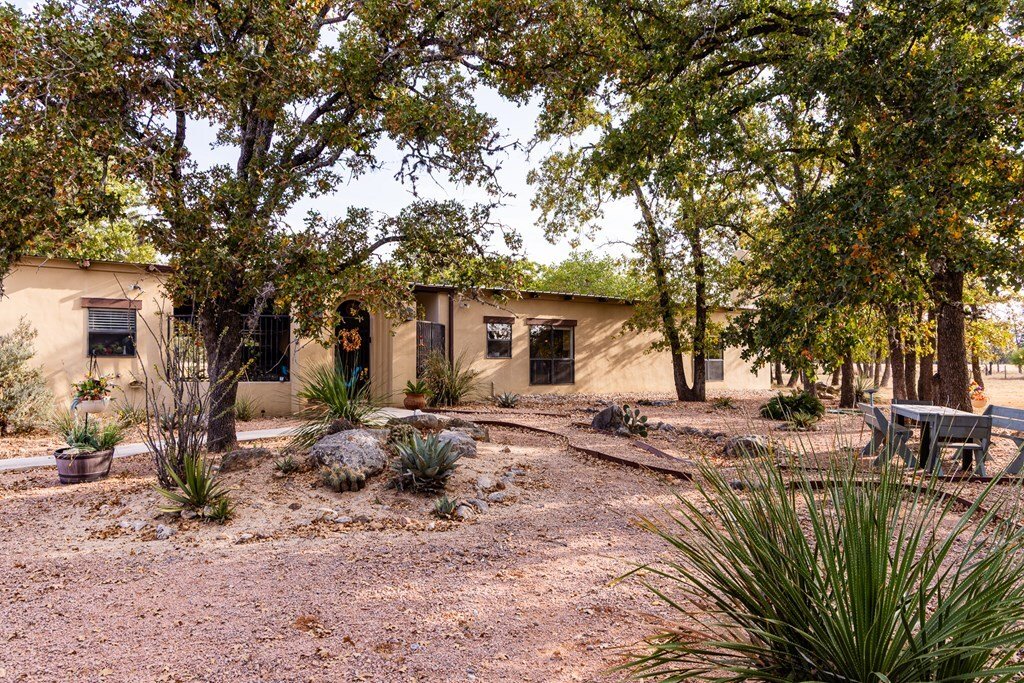House in Medina, Texas, United States 2 - 17874173