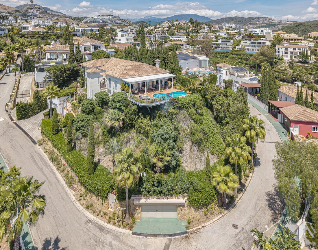 Villa in La Quinta, Benahavis, Andalusia 3 - 17880854