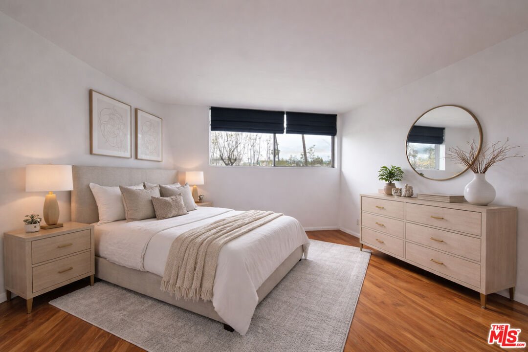 West Hollywood, California, United States 3 - 17872976