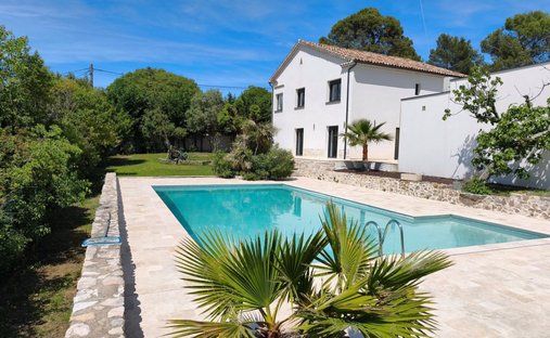 Villa in Village-Rieu, Saint-Privat-des-Vieux, France 1