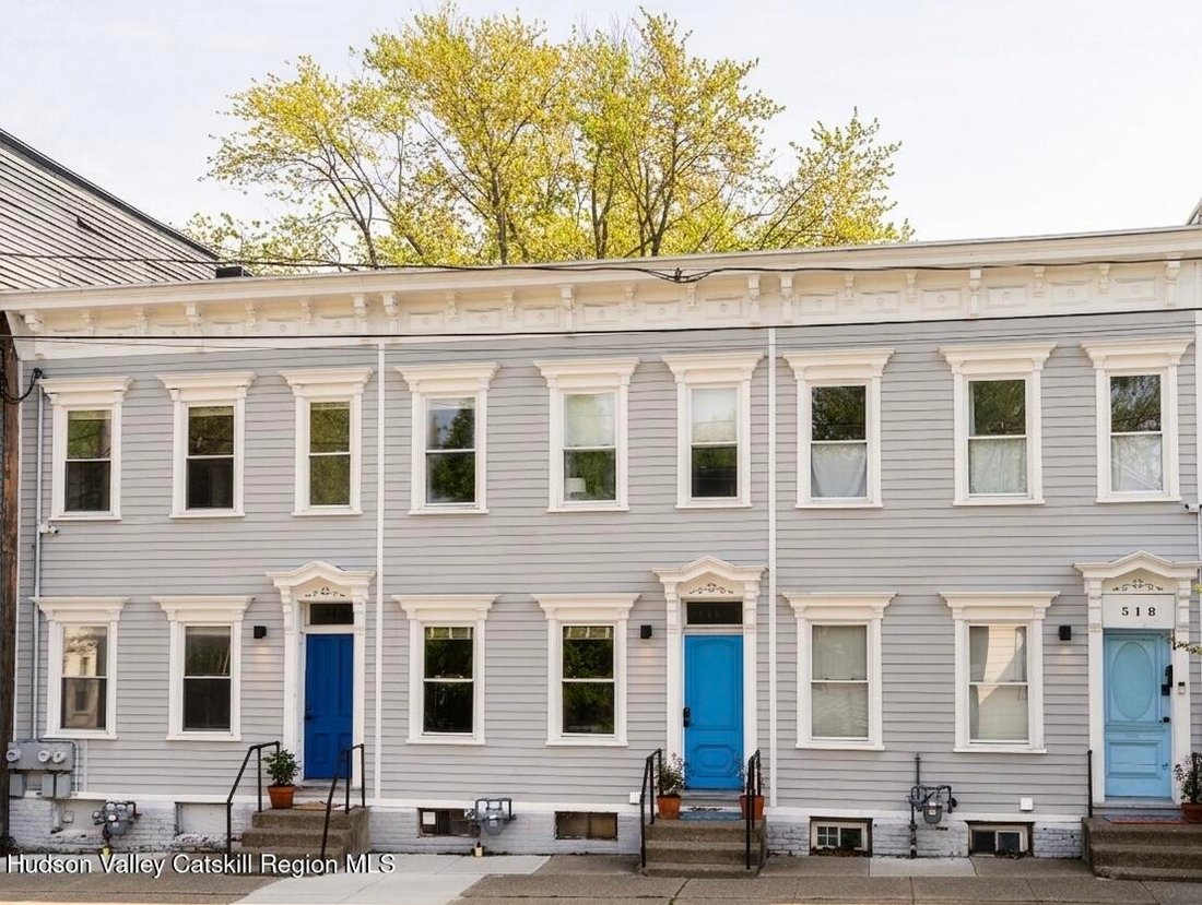 Hudson, New York, United States 1 - 17880972