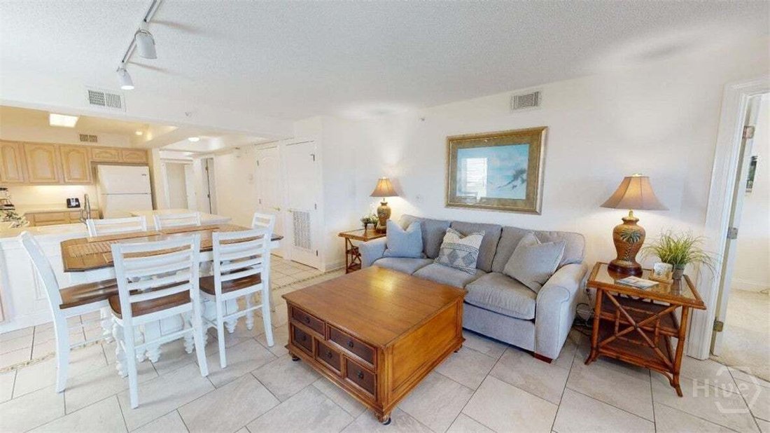 Condo in Tybee Island, Georgia, United States 2 - 15825920