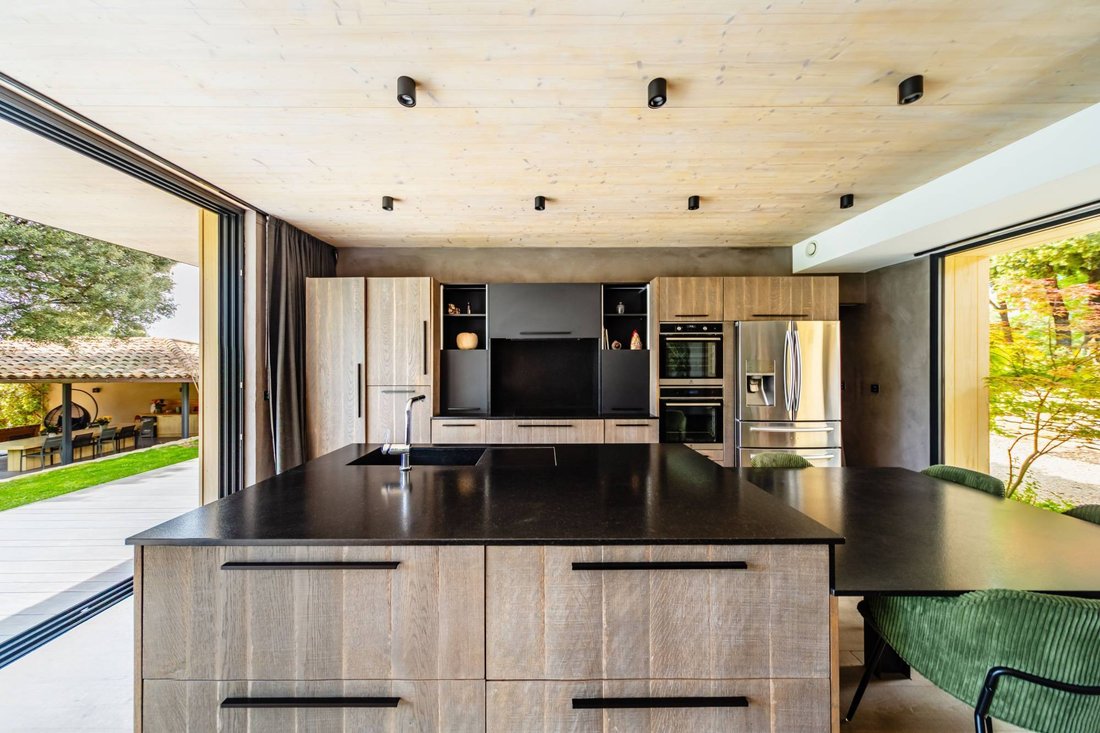 House in Lacoste, Provence-Alpes-Côte d'Azur, France 4 - 17875792