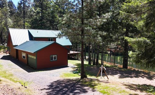 House in Willits, California, United States 1