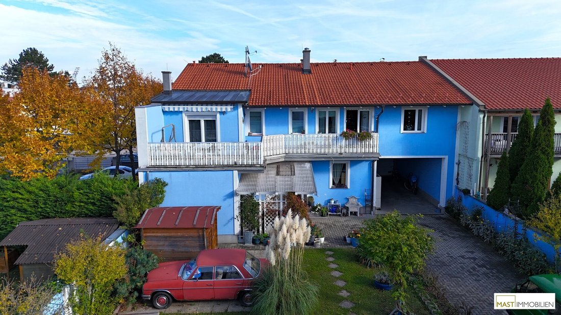 Kottingbrunn, Lower Austria, Austria 2 - 17879953