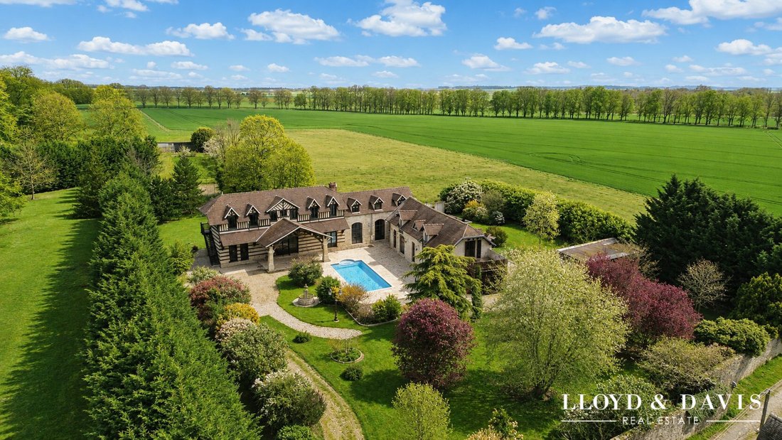 Villa en Senlis, Alta Francia, Francia 1 - 17489410