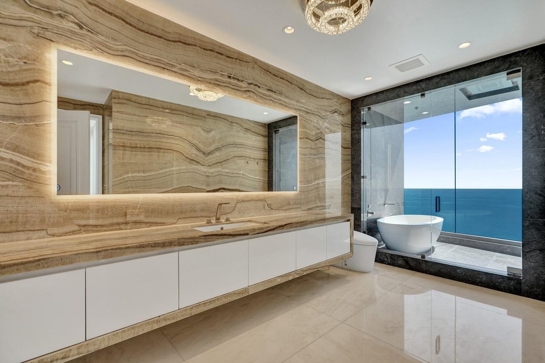 Condo in Sunny Isles Beach, Florida, United States 1 - 17884188