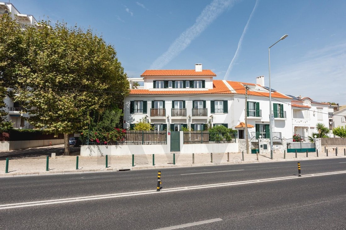 Apartment in Estoril, Cascais e Estoril, Lisbon 1 - 16213986