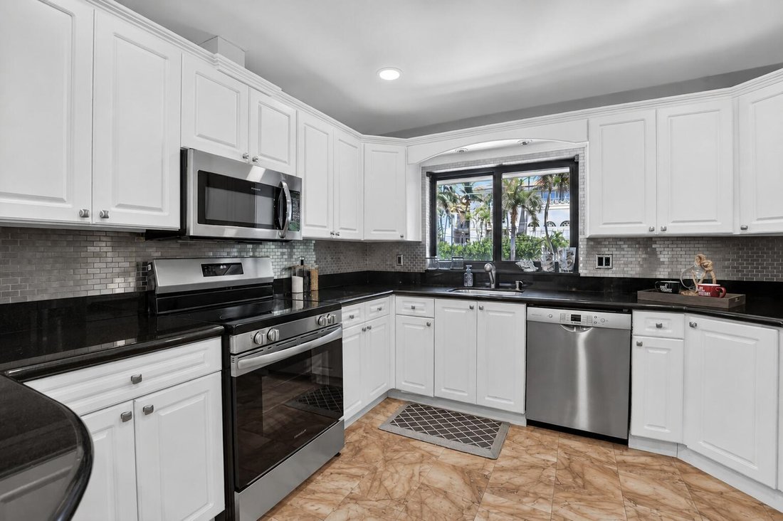Condo in Boca Raton, Florida, United States 2 - 17876521