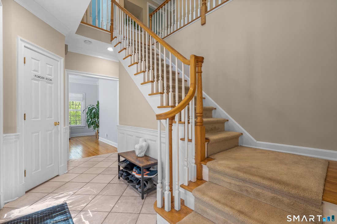 House in Monroe, Connecticut, United States 3 - 17886999