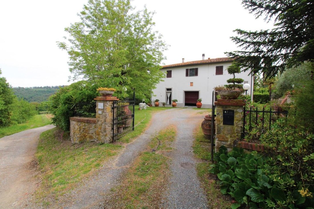 Country House in Peccioli, Tuscany, Italy 2 - 17876970