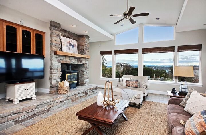 House in Clinton, Washington, United States 3 - 17886678