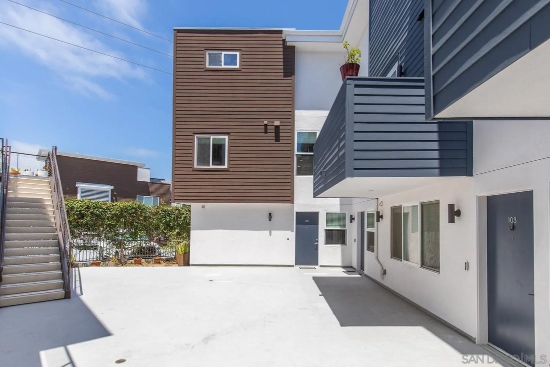 Townhouse in San Diego, California, United States 4 - 17884050