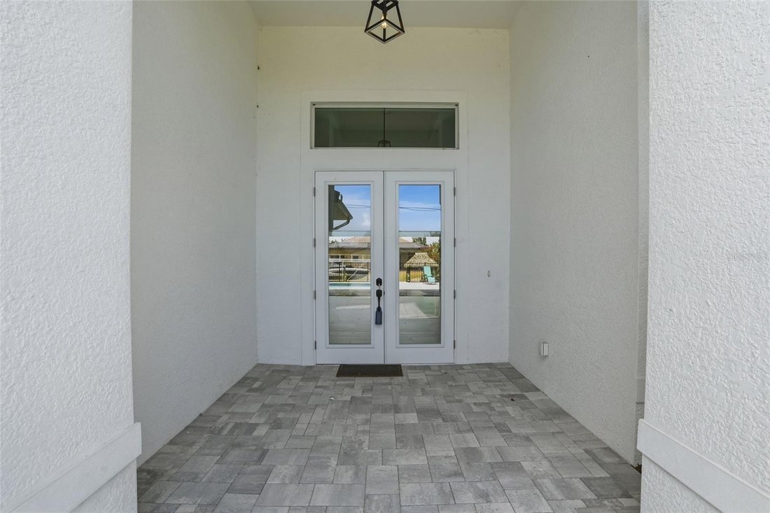 House in Cape Coral, Florida, United States 3 - 17875286