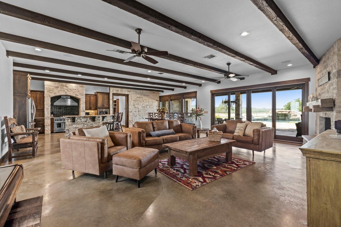 House in Round Mountain, Texas, United States 5 - 17875328