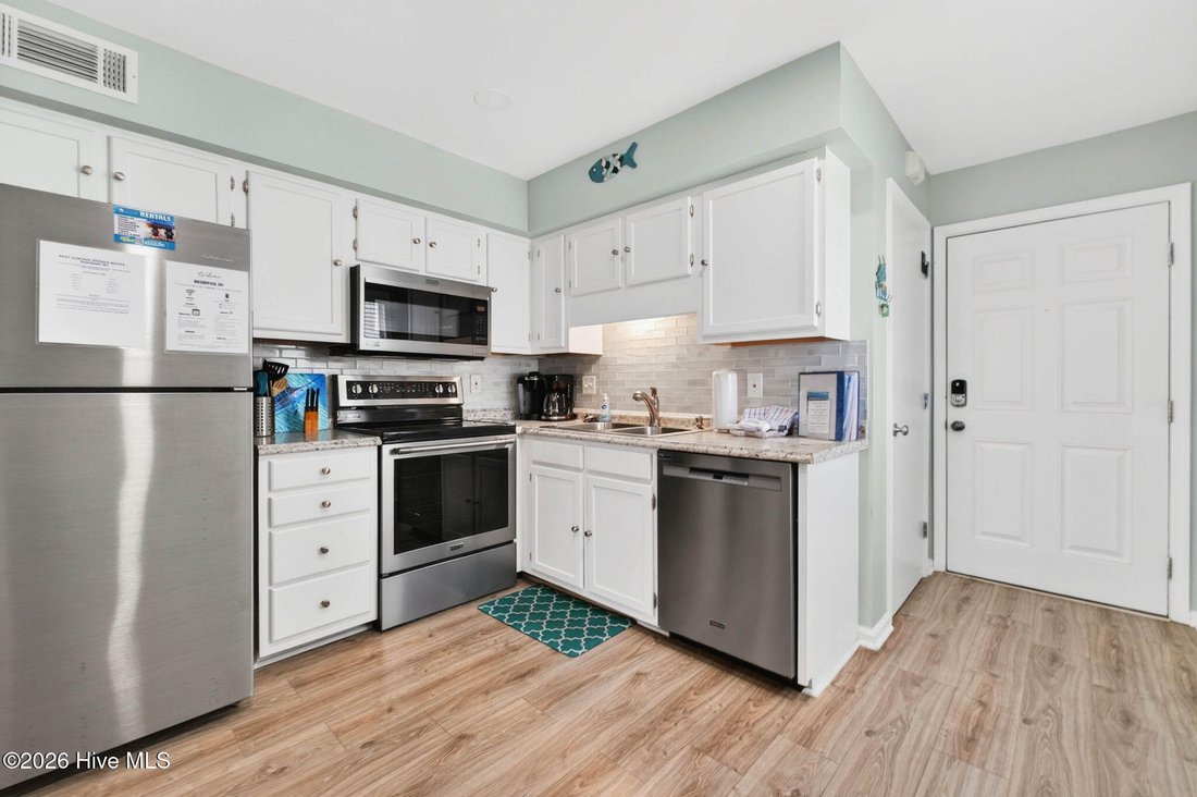 Condo in Carolina Beach, North Carolina, United States 4 - 17872262