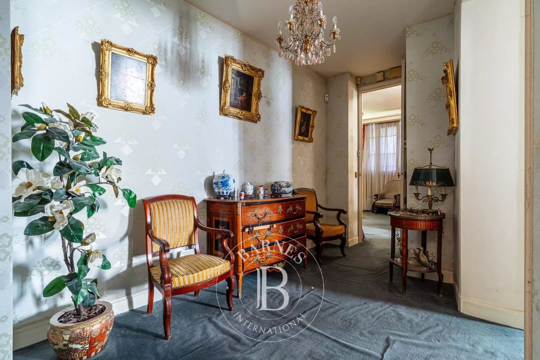 Apartment in Elysées-Madeleine, Paris 8e Arrondissement, Paris 3 - 17885198