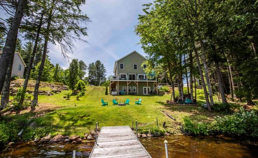 House in Gilmanton, New Hampshire, United States 1