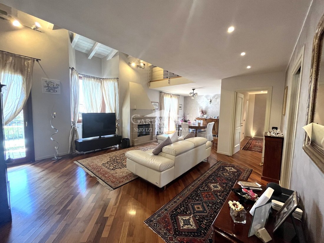 Apartment in Entroterra, Desenzano del Garda, Lombardy 1 - 17877509